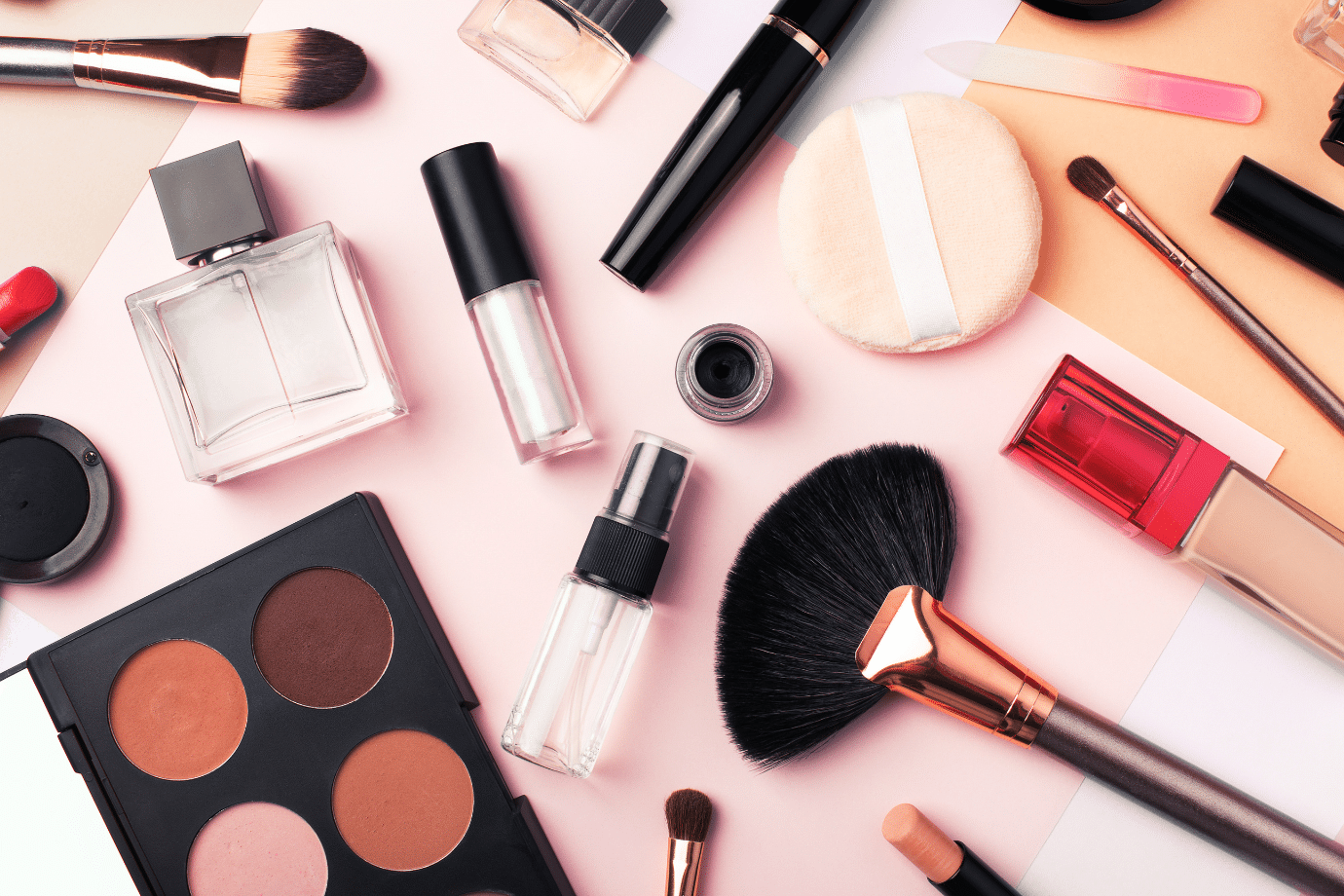 03-The-Art-of-Creating-Pretty-Makeup-Packaging_-A-Visual-Delight