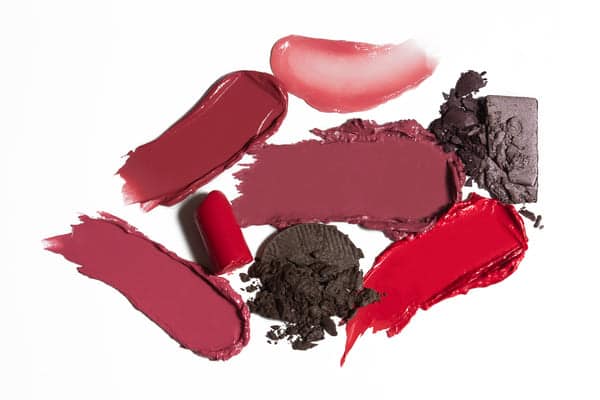Creamy, glossy and cream-to-powder makeup textures in red, pink and brown shades